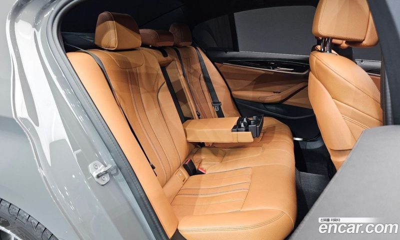 BMW 5-Series i520 M Sport