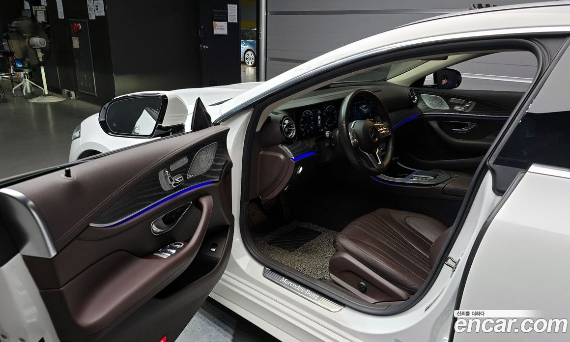 Mercedes Benz CLS-Class CLS450 4MATIC AMG Line