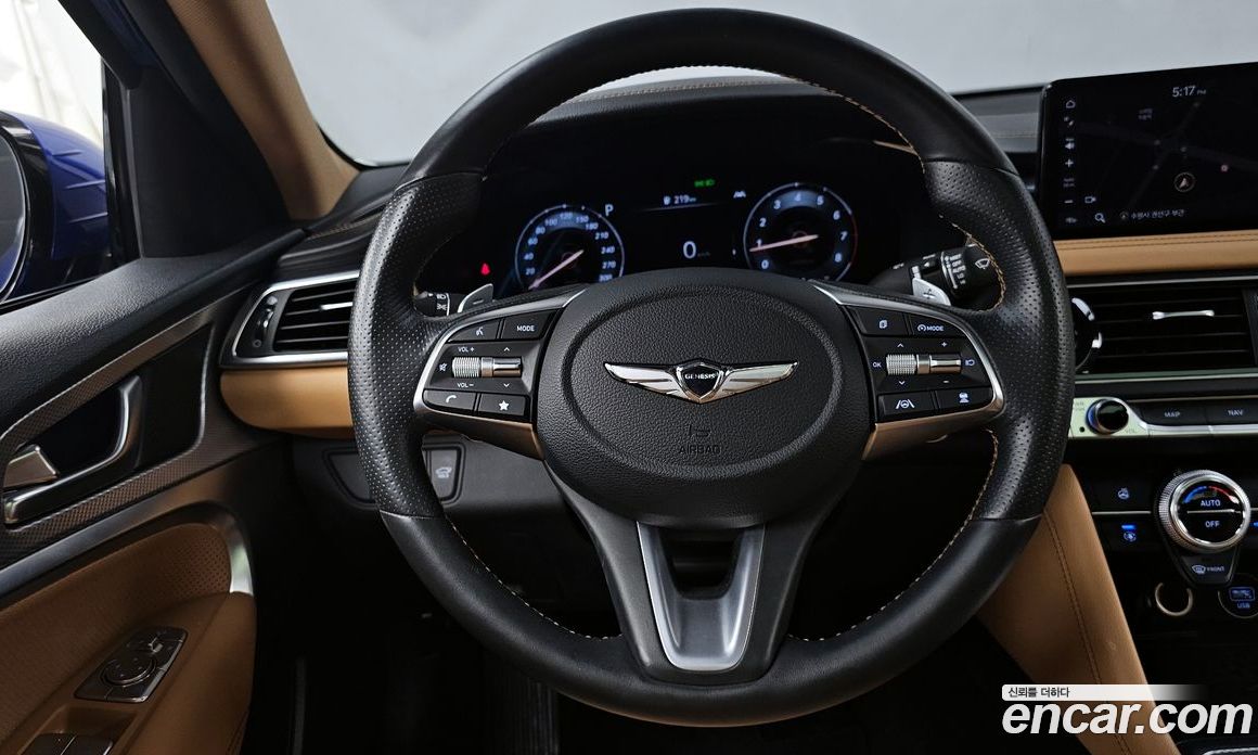 Genesis G70 Gasoline 2.0T 4WD