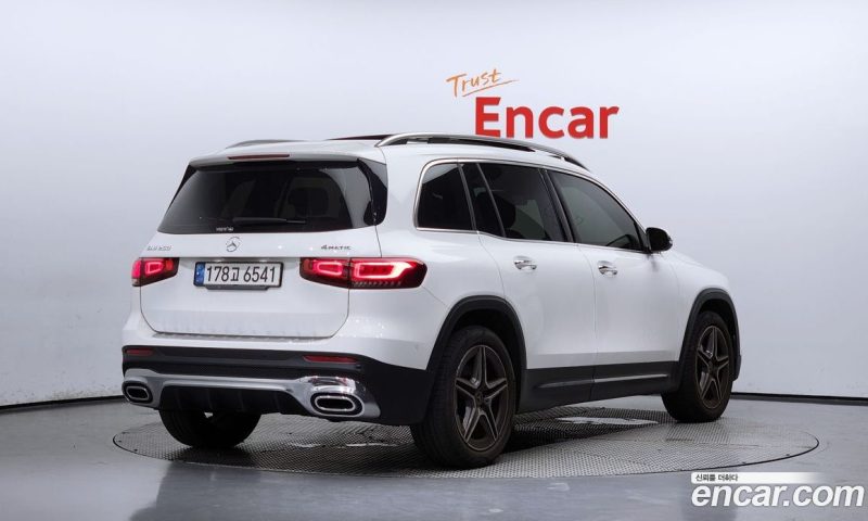 Mercedes Benz GLB-Class GLB250 4MATIC