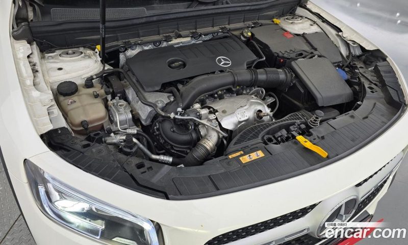 Mercedes Benz GLB-Class GLB250 4MATIC