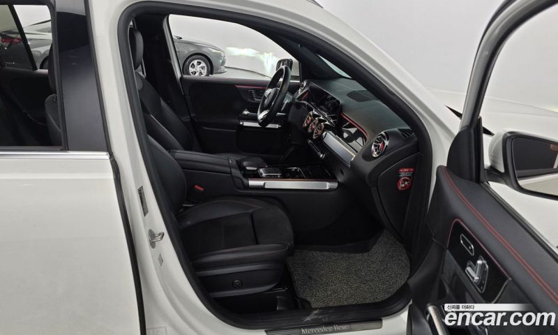 Mercedes Benz GLB-Class GLB250 4MATIC