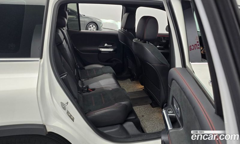 Mercedes Benz GLB-Class GLB250 4MATIC