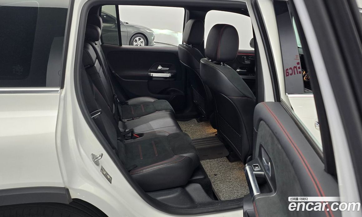Mercedes Benz GLB-Class GLB250 4MATIC