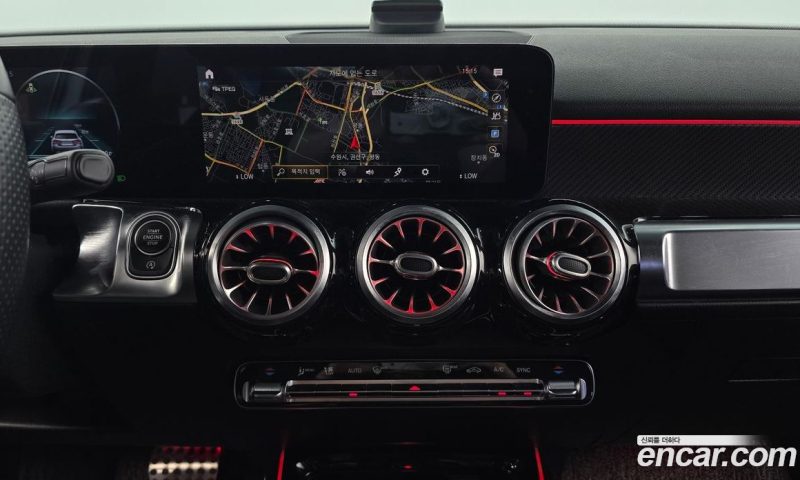 Mercedes Benz GLB-Class GLB250 4MATIC