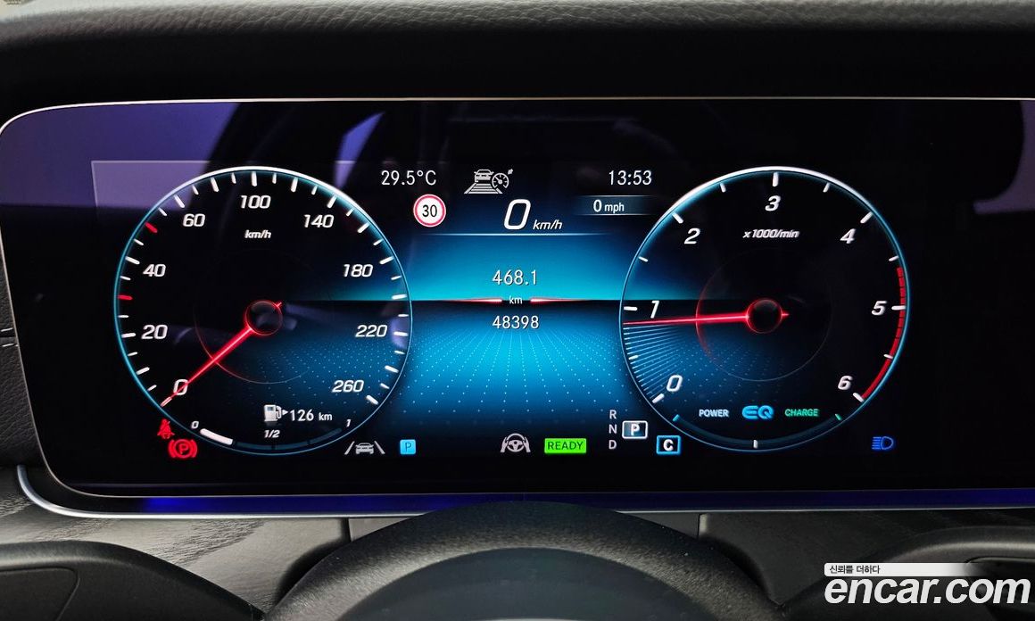 Mercedes Benz E-Class E220d 4MATIC AMG Line