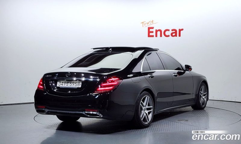 Mercedes Benz S-Class S350 D 4MATIC AMG Line