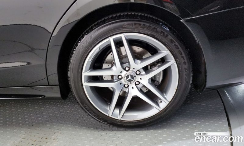 Mercedes Benz S-Class S350 D 4MATIC AMG Line