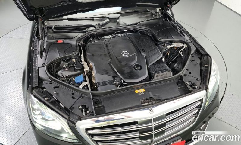 Mercedes Benz S-Class S350 D 4MATIC AMG Line