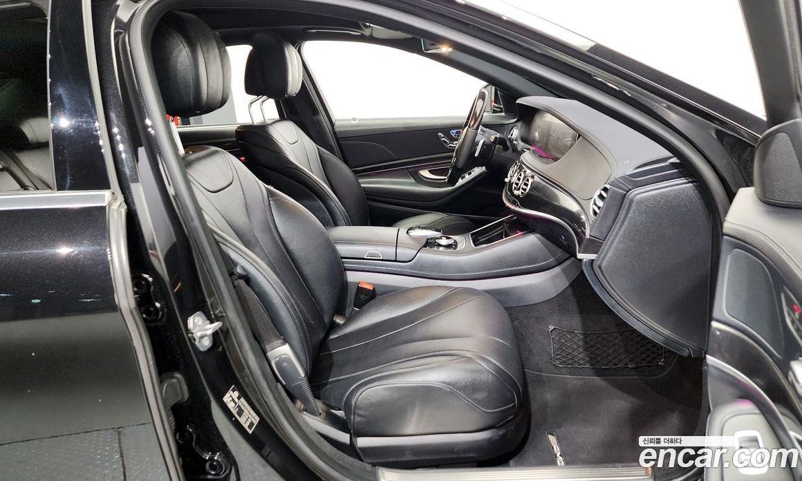 Mercedes Benz S-Class S350 D 4MATIC AMG Line