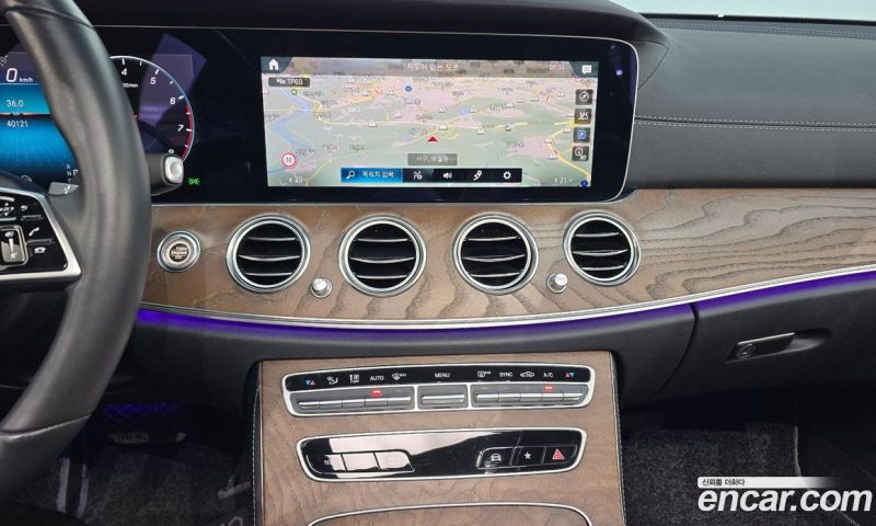 Mercedes Benz E-Class E250 Exclusive