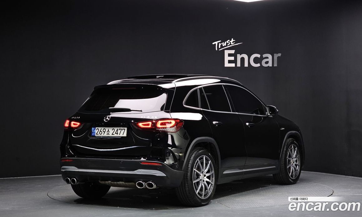 Mercedes Benz GLA-Class GLA45 AMG 4MATIC+