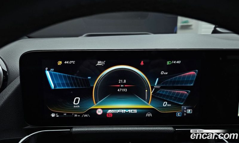 Mercedes Benz GLA-Class GLA45 AMG 4MATIC+