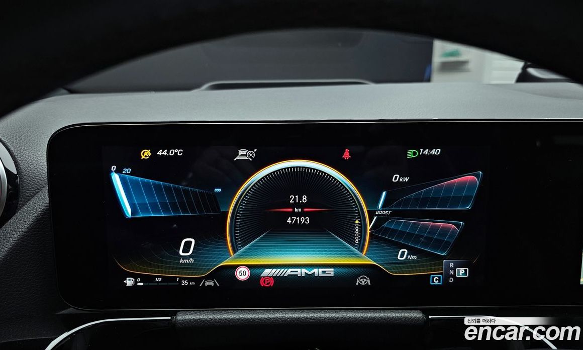 Mercedes Benz GLA-Class GLA45 AMG 4MATIC+