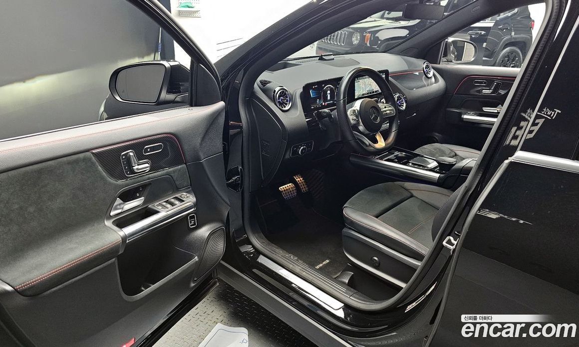 Mercedes Benz GLA-Class GLA45 AMG 4MATIC+