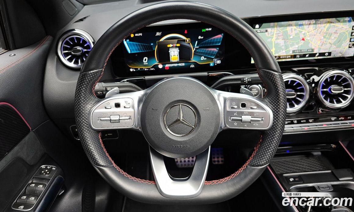 Mercedes Benz GLA-Class GLA45 AMG 4MATIC+
