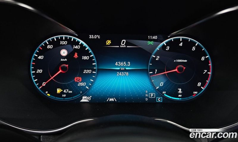 Mercedes Benz C-Class C200 AMG Line
