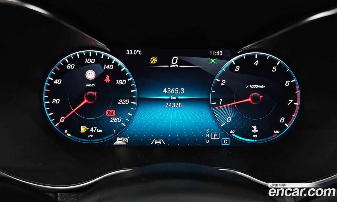 Mercedes Benz C-Class C200 AMG Line
