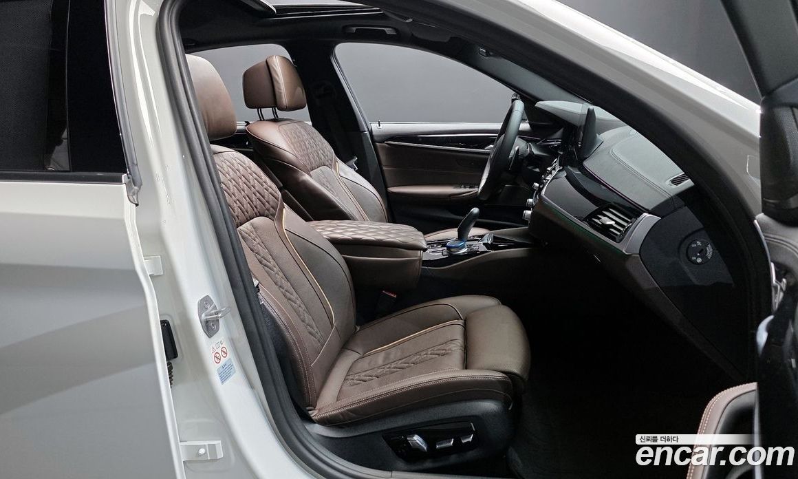 BMW 5-Series i530 M Sport Package
