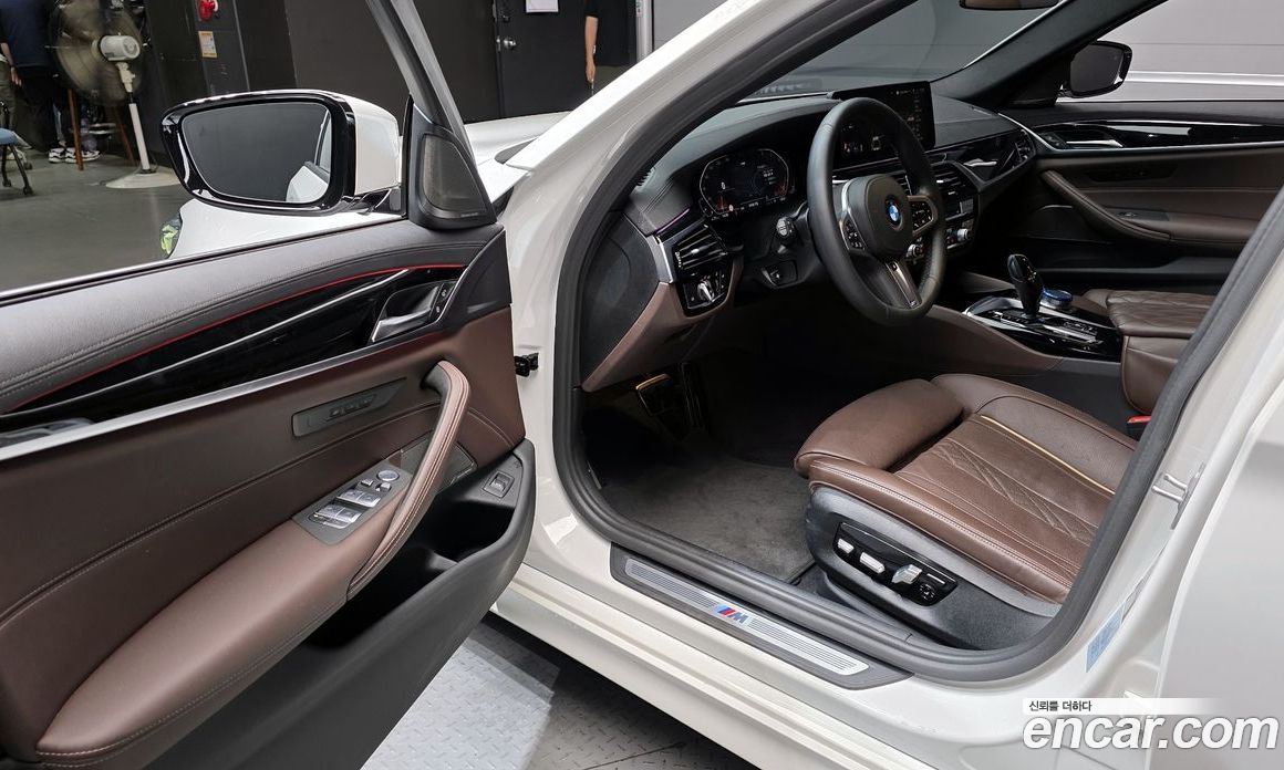 BMW 5-Series i530 M Sport Package