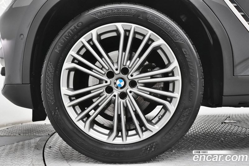 BMW X3 xDrive i20 Luxury