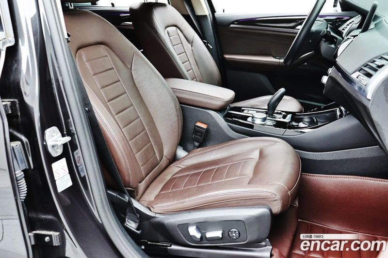 BMW X3 xDrive i20 Luxury