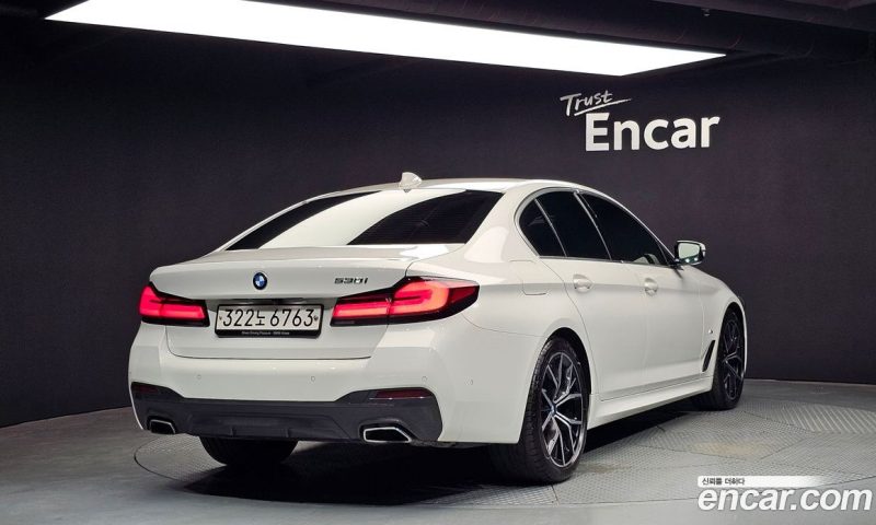 BMW 5-Series i530 M Sport Package
