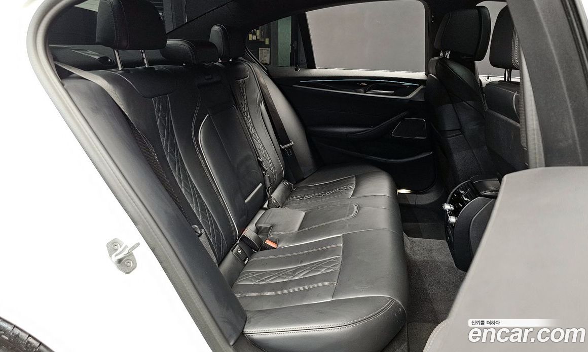 BMW 5-Series i530 M Sport Package