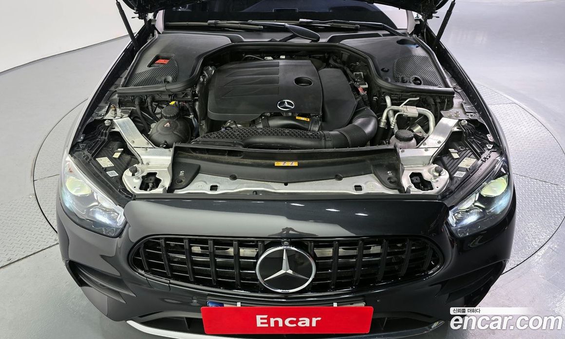 Mercedes Benz E-Class E350 4MATIC AMG Line