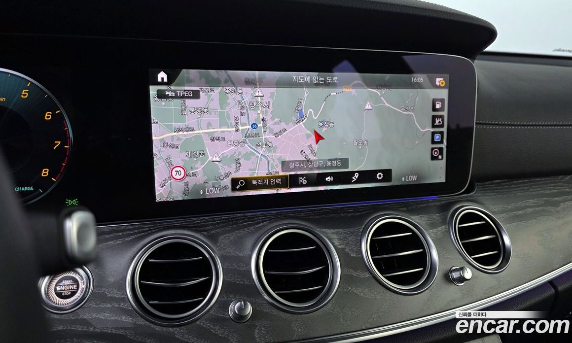 Mercedes Benz E-Class E350 4MATIC AMG Line