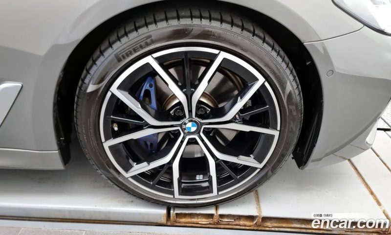 BMW 5-Series i530 M Sport Package