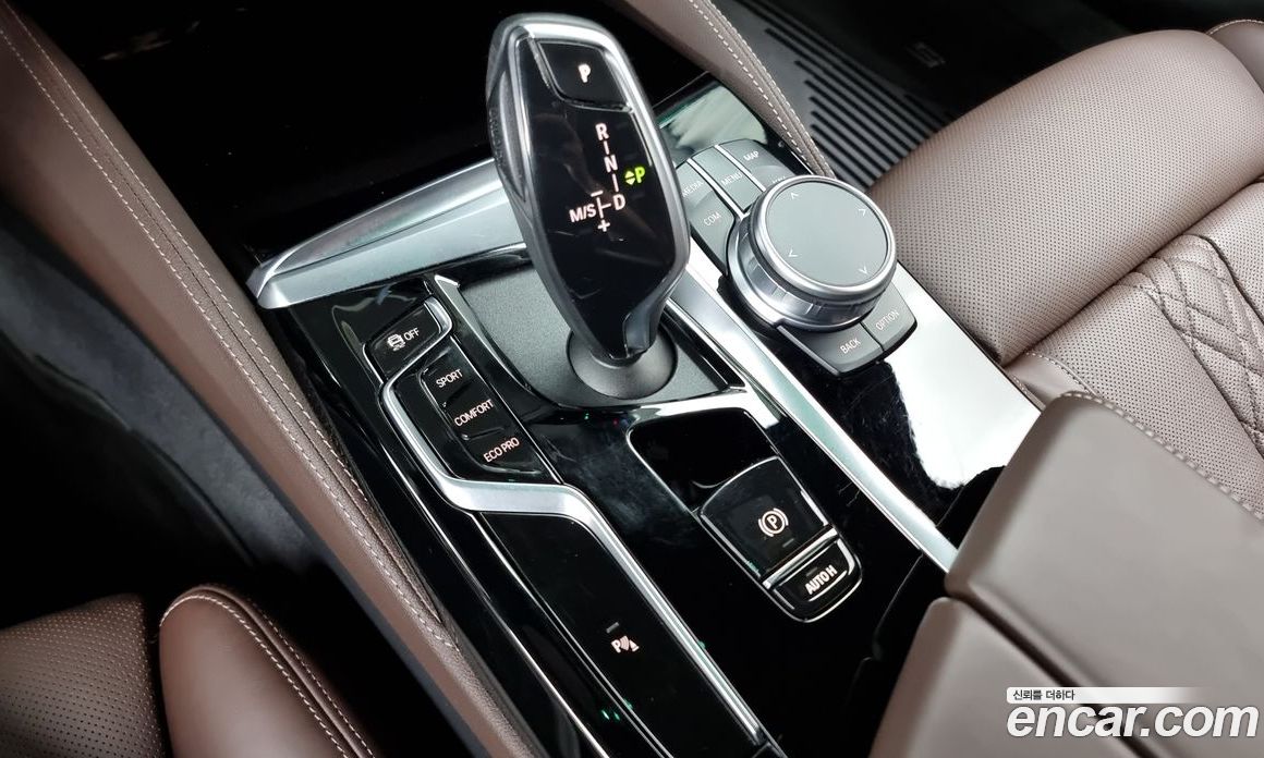 BMW 5-Series i530 M Sport Package