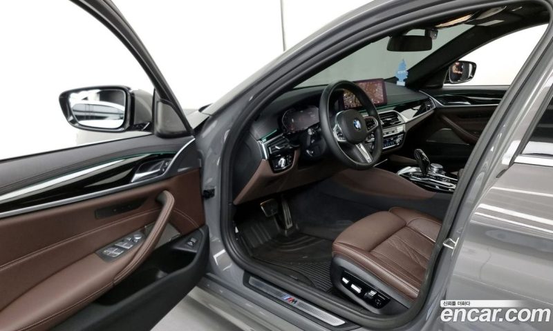 BMW 5-Series i530 M Sport Package