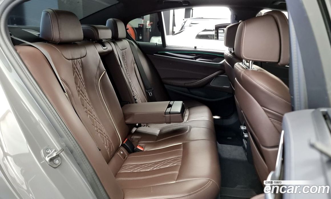 BMW 5-Series i530 M Sport Package