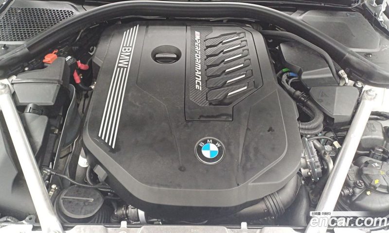 BMW 4-Series M440i xDrive Coupe