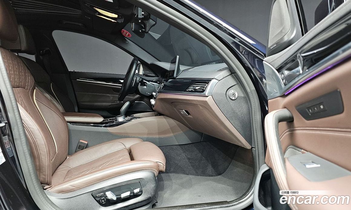 BMW 5-Series i530 M Sport Package