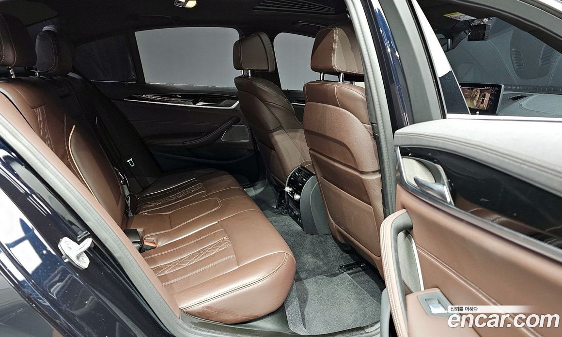 BMW 5-Series i530 M Sport Package