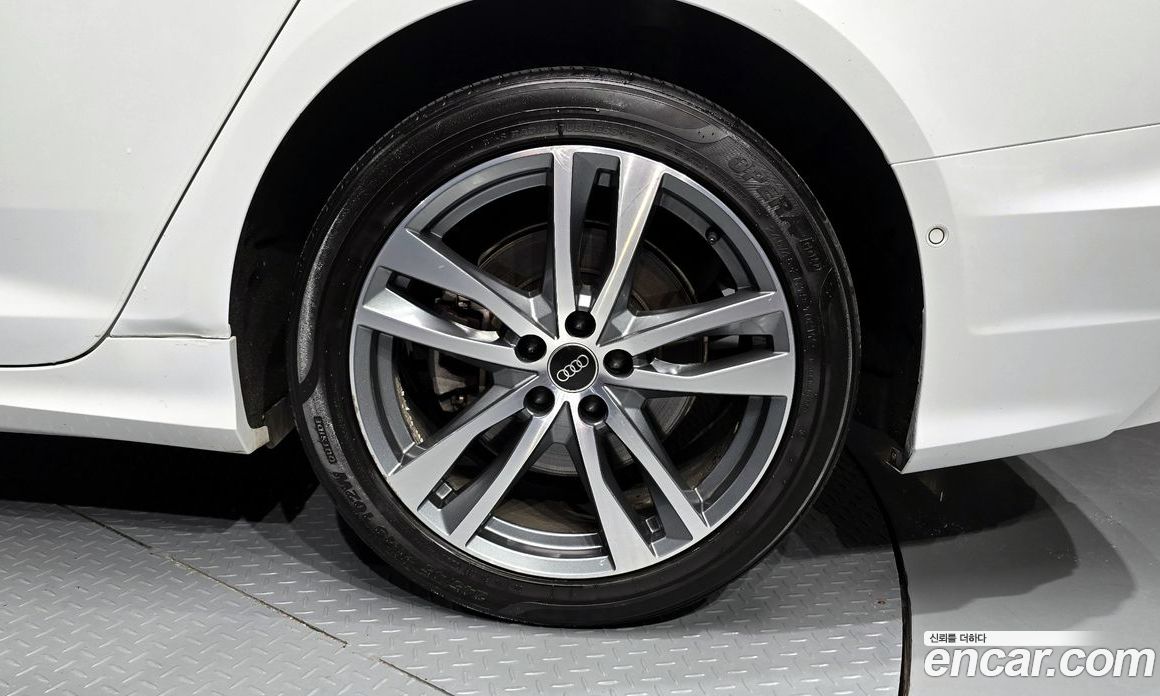 Audi A6 45 TFSI Quattro Premium