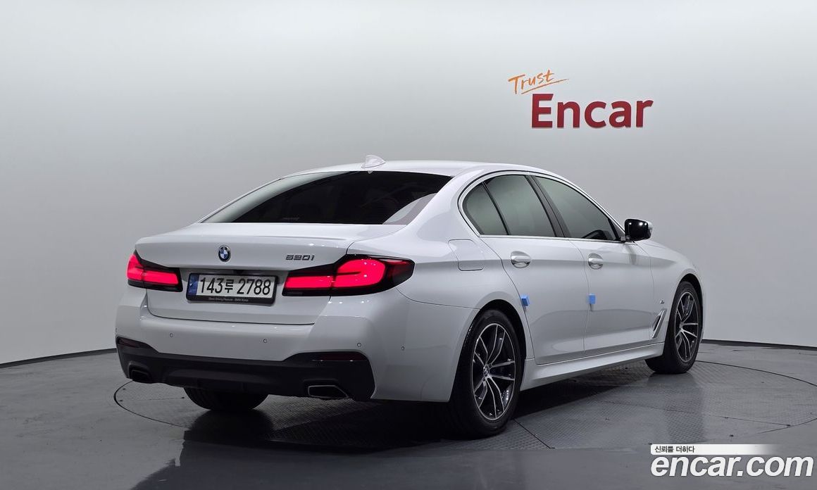 BMW 5-Series i520 M Sport