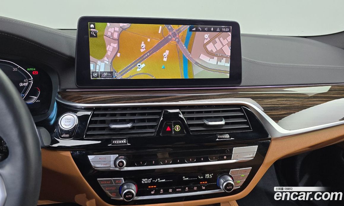 BMW 5-Series i520 M Sport