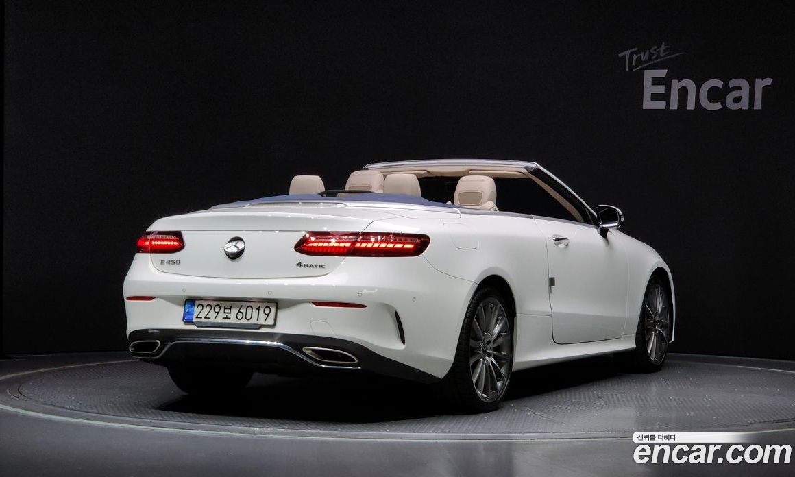 Mercedes Benz E-Class E450 4MATIC Cabriolet