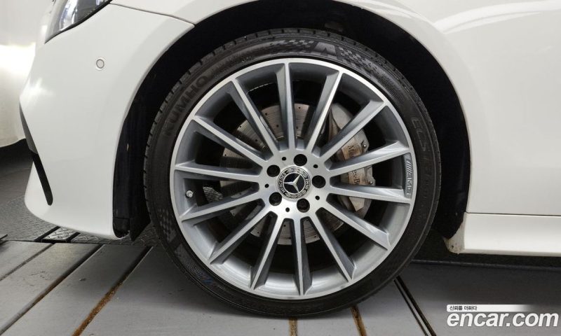 Mercedes Benz E-Class E450 4MATIC Cabriolet
