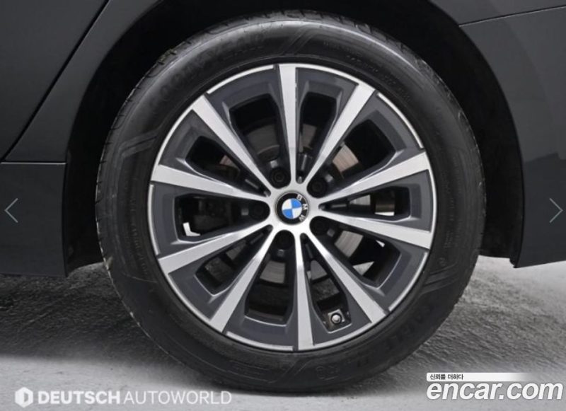 BMW 3-Series i320