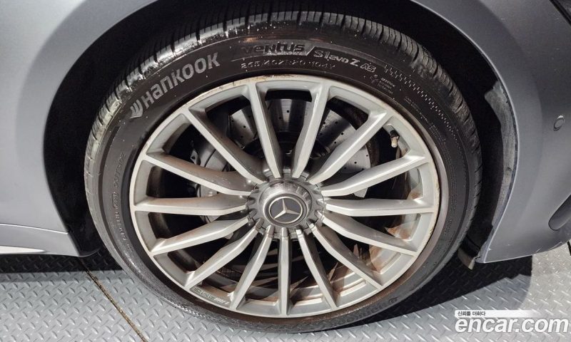 Mercedes Benz AMG GT 4Door 43 4MATIC+