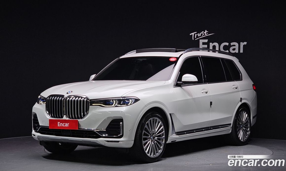 BMW X7 xDrive i40 Design Pure Excellence 7-Seater