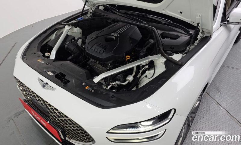 Genesis G70 Gasoline 2.0T 4WD