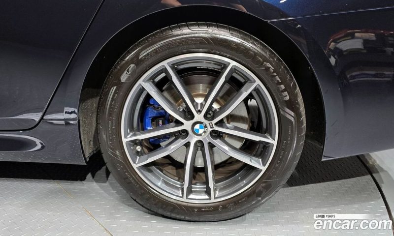 BMW 5-Series i520 M Sport