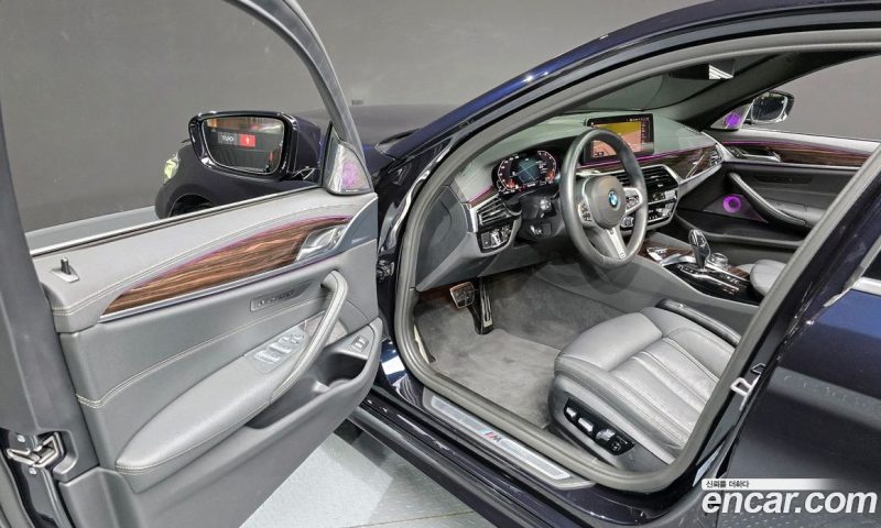 BMW 5-Series i520 M Sport
