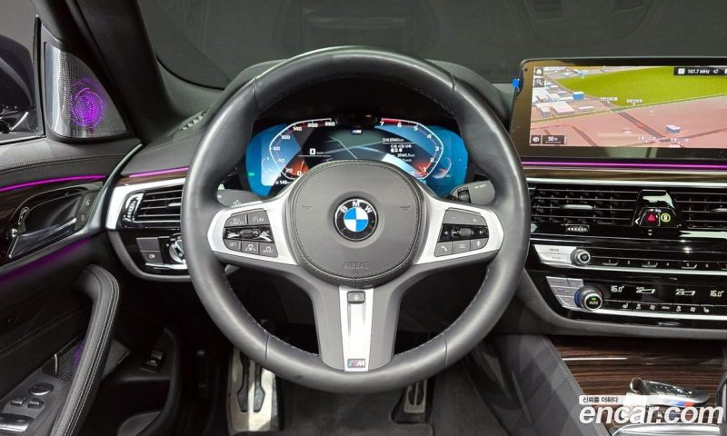 BMW 5-Series i520 M Sport