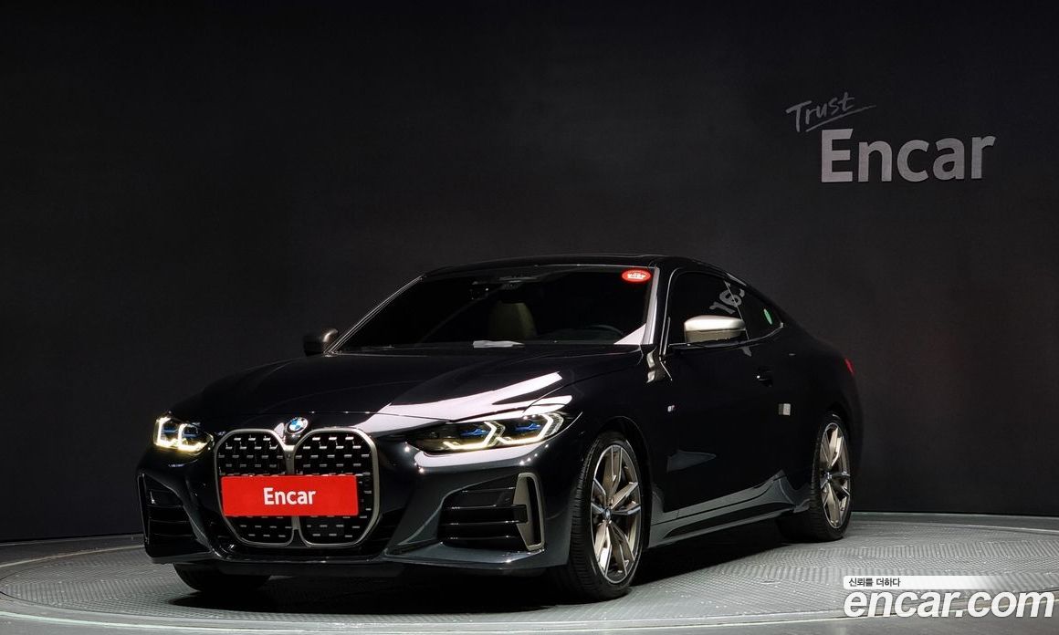 BMW 4-Series M440i xDrive Coupe